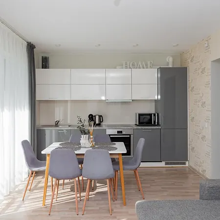 Dia 公寓式酒店 3*