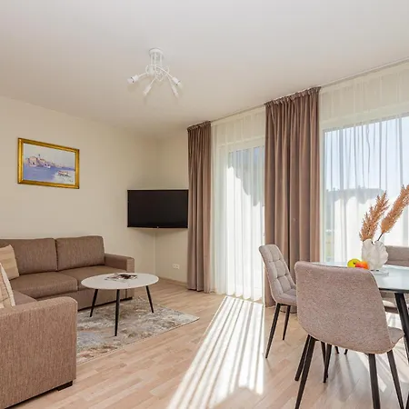 Dia 公寓式酒店 3*