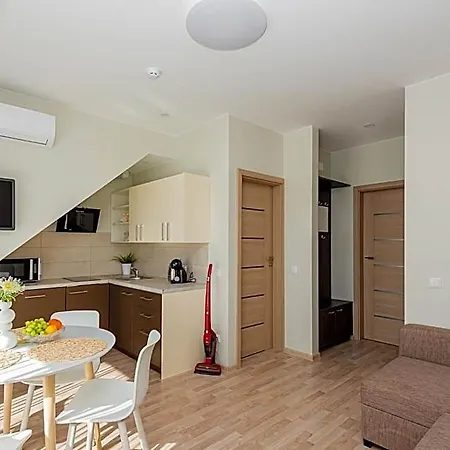 Aparthotel Dia