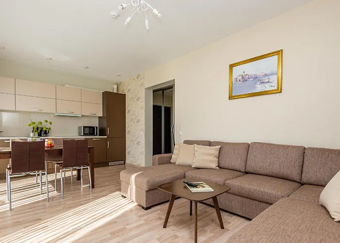 Dia Apartmanhotel 3*