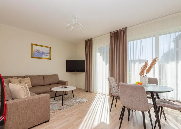 Dia Apartmanhotel 3*